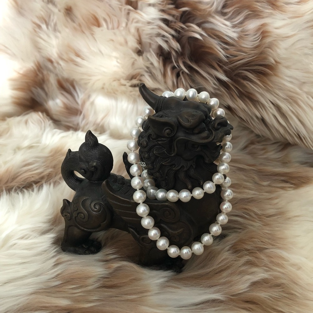 NEW Genuine Pearl Necklace